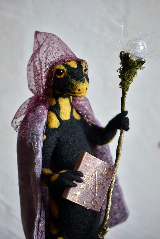 Handmade Needle Felted Salamander "The Keeper of Secrets" - Wool Animal Sculpture-  Rustles from the meadow and Harthicune