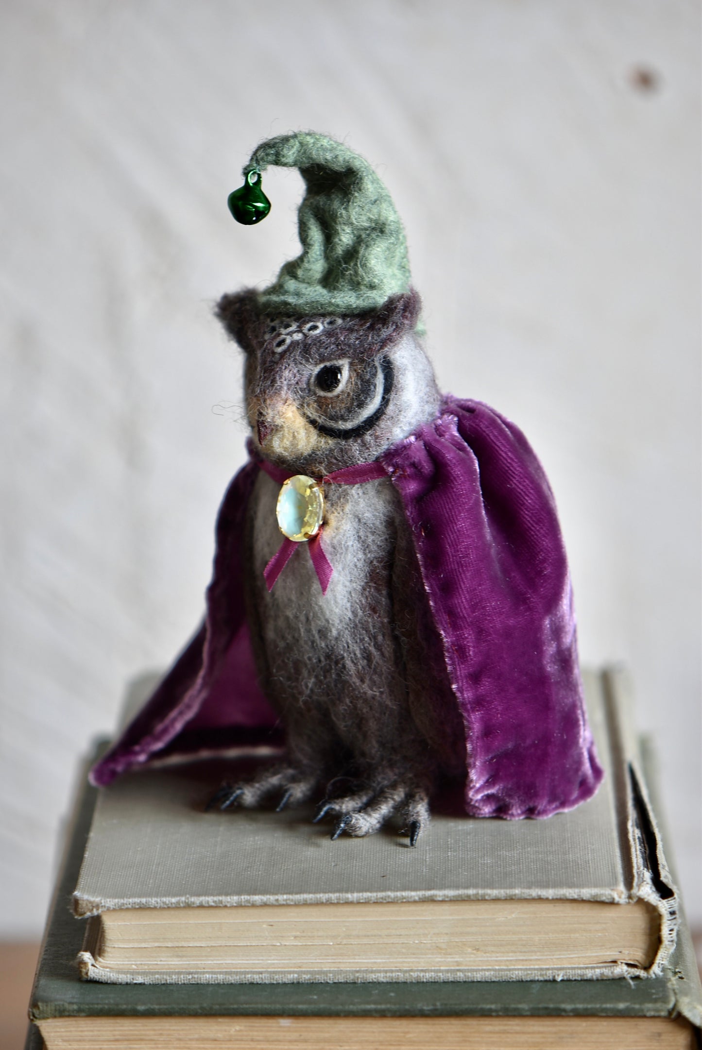 Handmade Needle Felted Character "The Wise Owl" - Wool Animal Sculpture- Rustles from the meadow and Harthicune