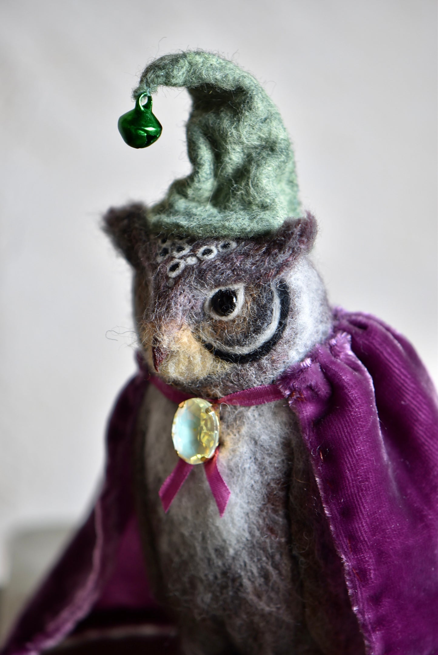 Handmade Needle Felted Character "The Wise Owl" - Wool Animal Sculpture- Rustles from the meadow and Harthicune