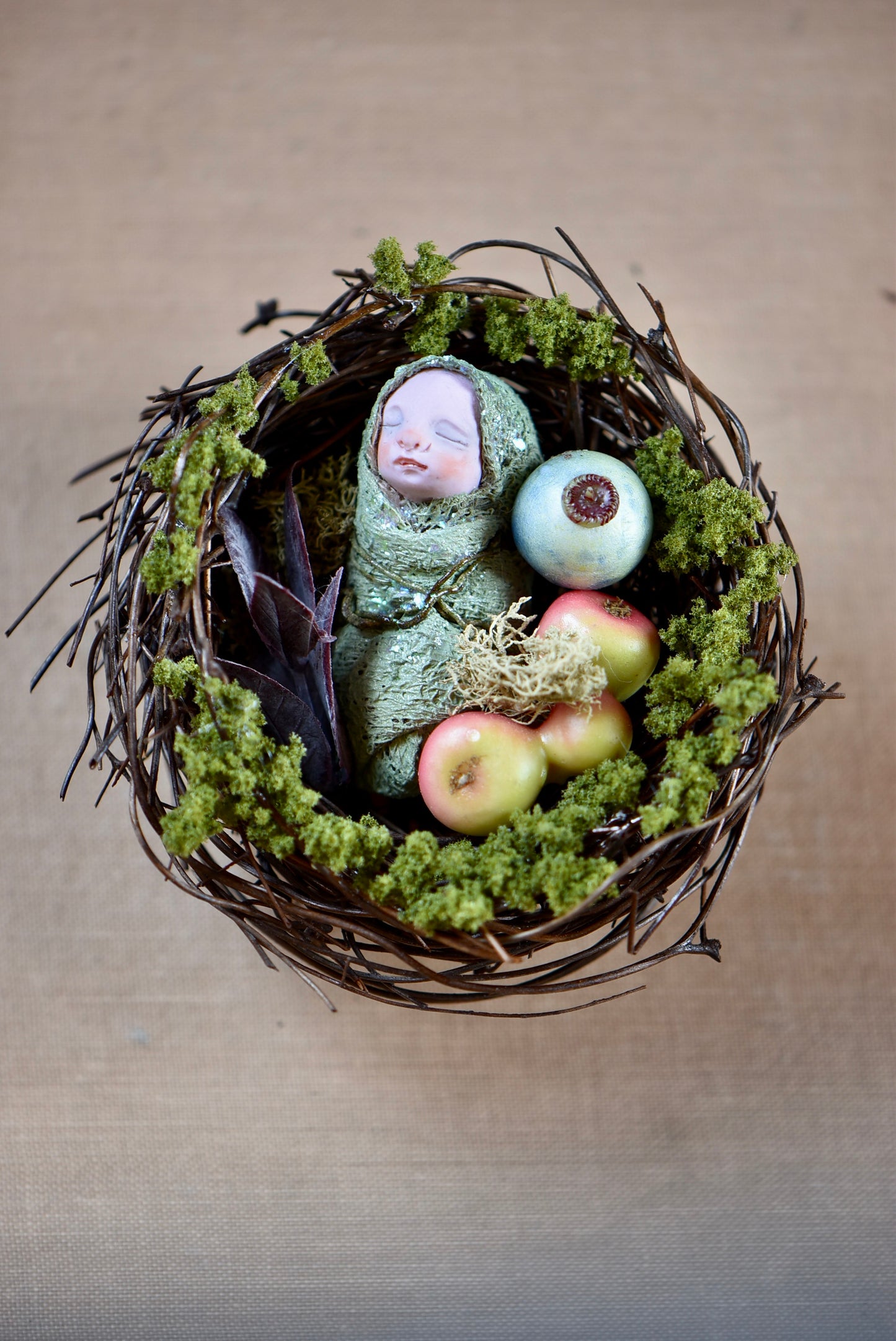 Fairy Baby on Nest - By rustles from the meadow