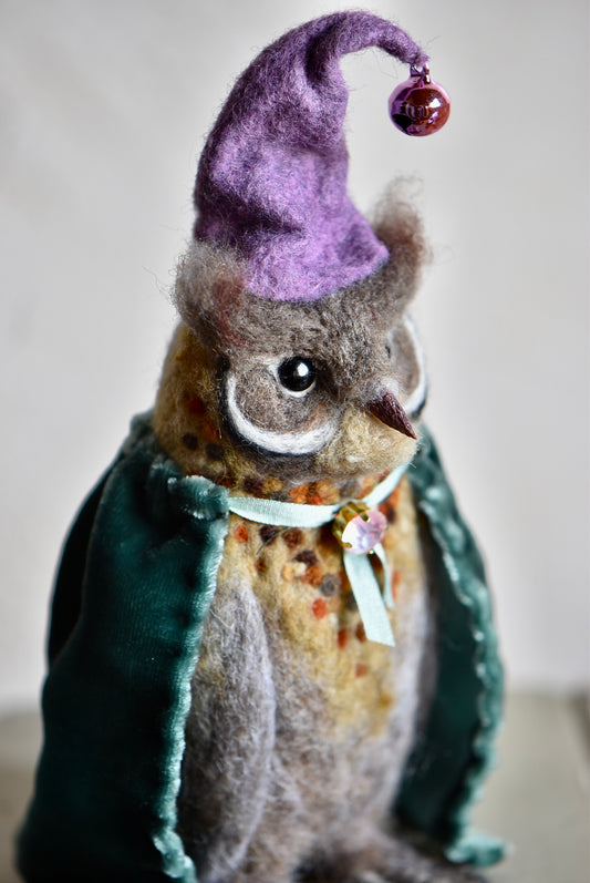 Handmade Needle Felted Character "The Wise Owl" - Wool Animal Sculpture-  Rustles from the meadow and Harthicune