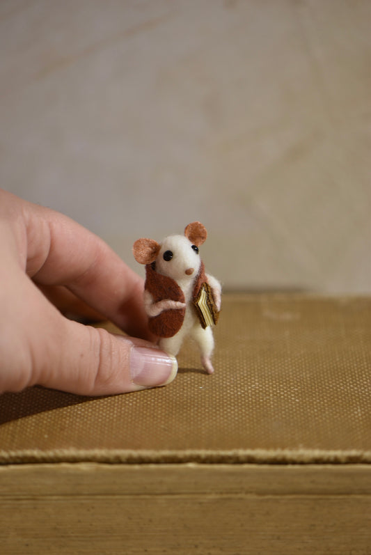 Needle Felted Wee  Mouse