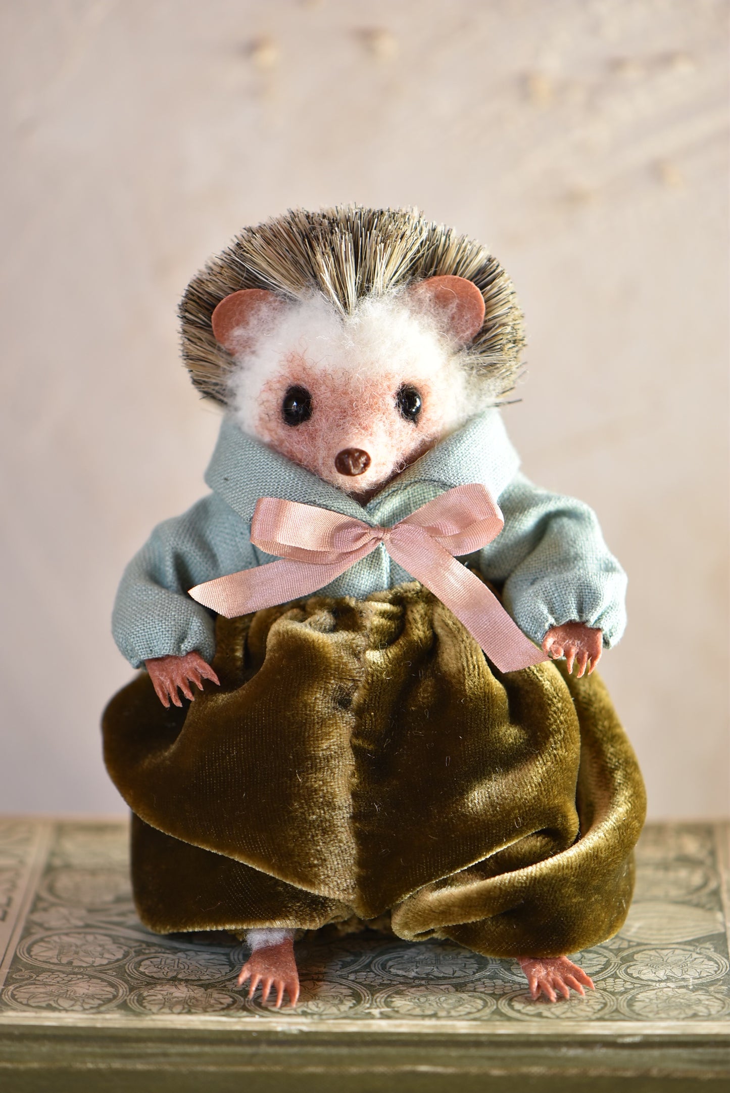 Needle Felted Hedgehog Video Tutorial