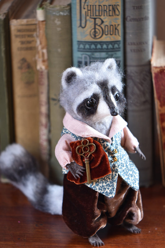 Needle Felted Raccoon Video Tutorial